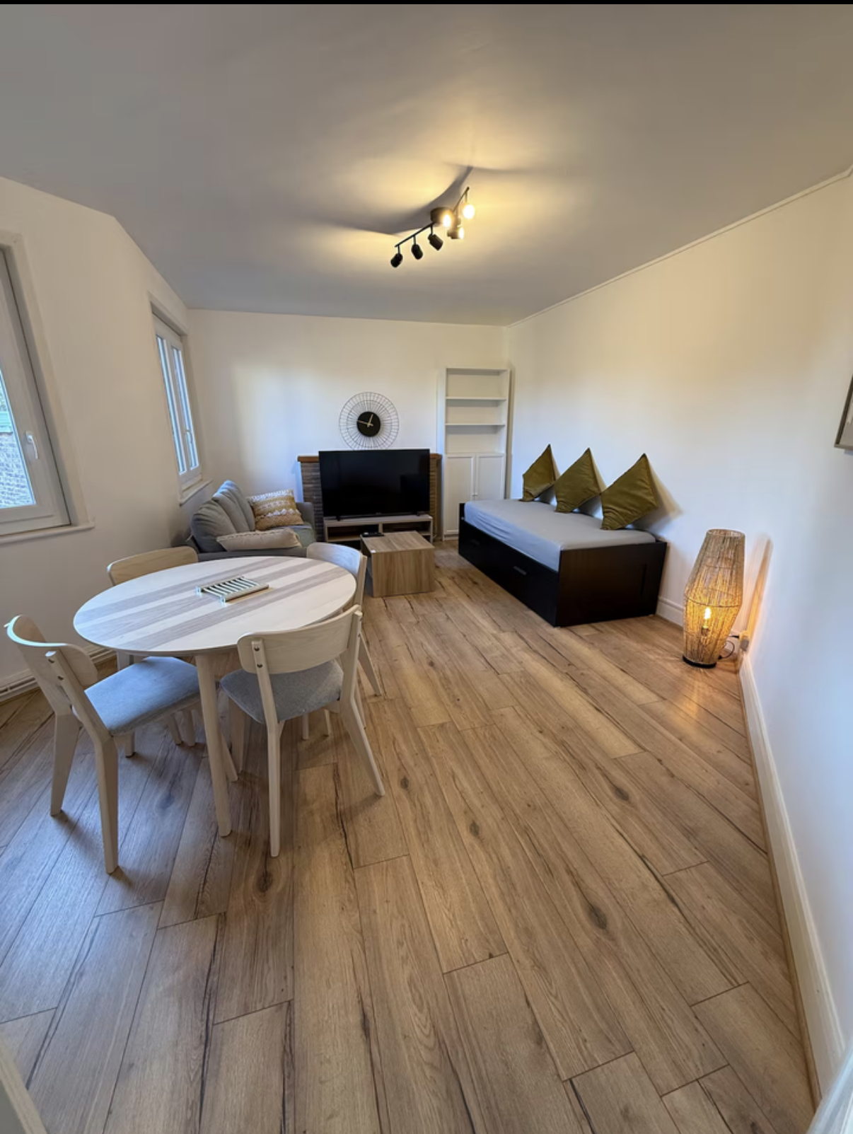 T2 4 personnes Hypercentre St-Omer 2ème étage